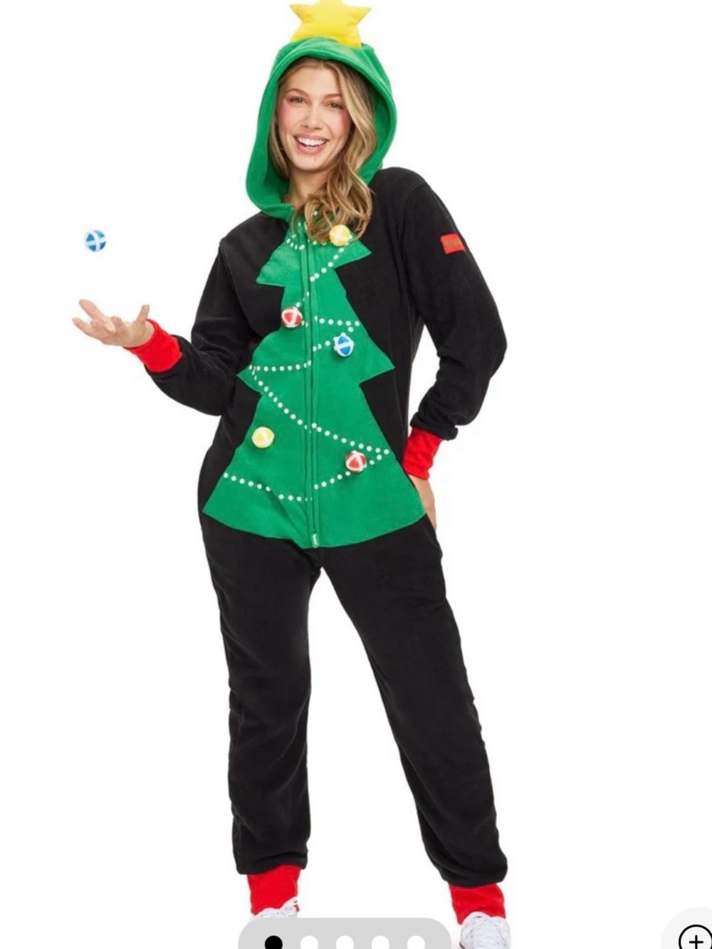 Tipsy Elves Christmas Tree Toss Game!